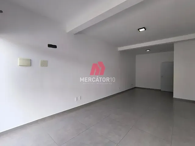 Sala para alugar, no bairro Itoupava Central em Blumenau