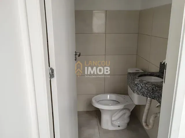 Sala à venda ou para alugar, no bairro Cidade Luiza em Jundiaí