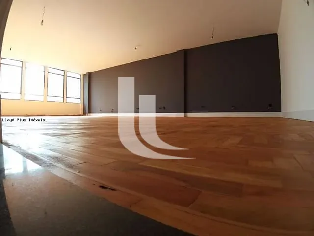 Sala à venda, no bairro Centro Histórico de São Paulo em São Paulo