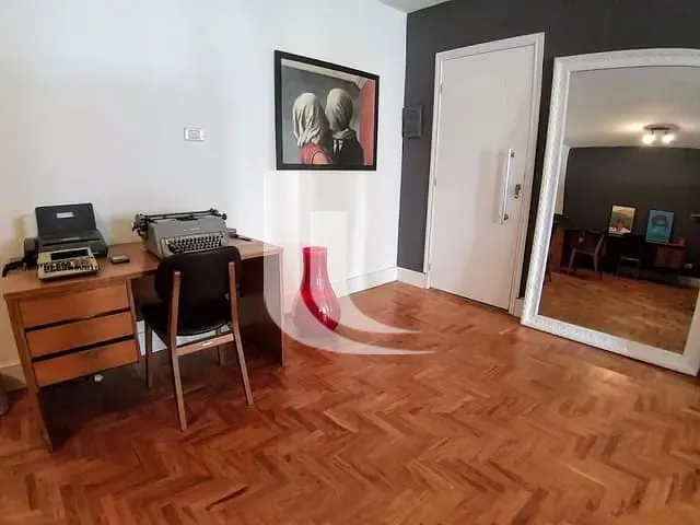 Sala à venda, no bairro Centro Histórico de São Paulo em São Paulo
