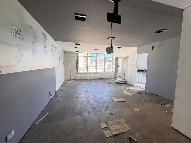 Sala à venda, no bairro Centro em Mogi das Cruzes