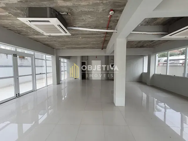 Sala com 116m², para alugar, no bairro Petrópolis em Porto Alegre