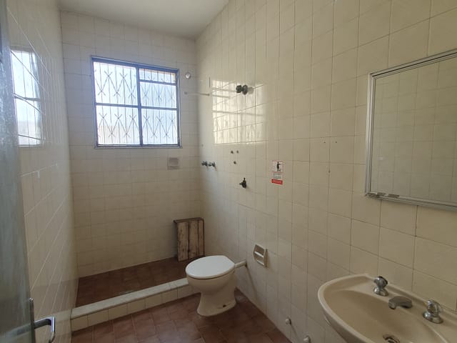 Sala com 60m², para alugar, no bairro Campo Grande em Rio de Janeiro
