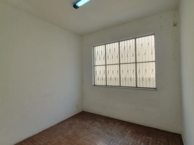 Sala com 60m², para alugar, no bairro Campo Grande em Rio de Janeiro