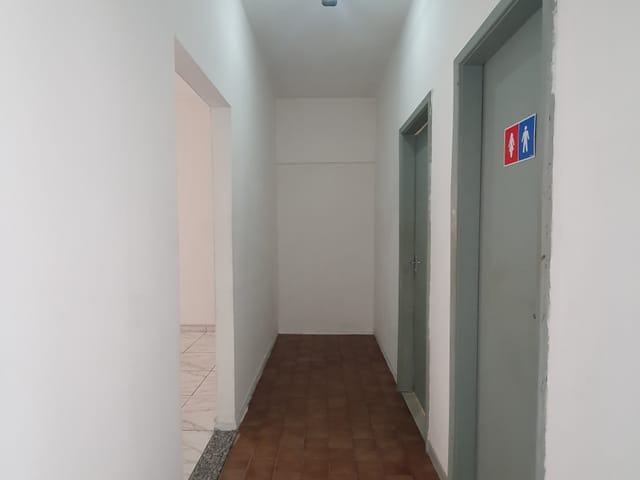 Sala com 60m², para alugar, no bairro Campo Grande em Rio de Janeiro