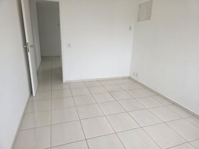 Sala com 30m², para alugar, no bairro Centro em Cabo Frio