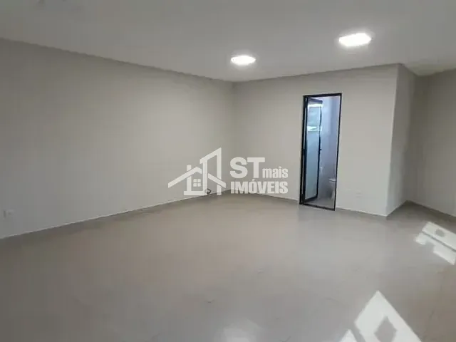 Sala com 30m², para alugar, no bairro Centro em Andradas