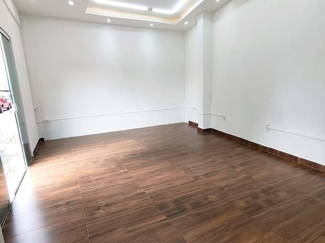 Sala para alugar, no bairro Luzia em Aracaju