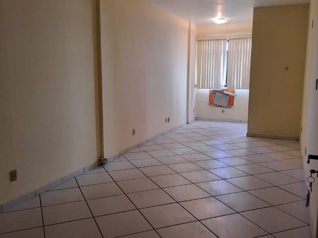 Sala para alugar, no bairro Centro em Macaé