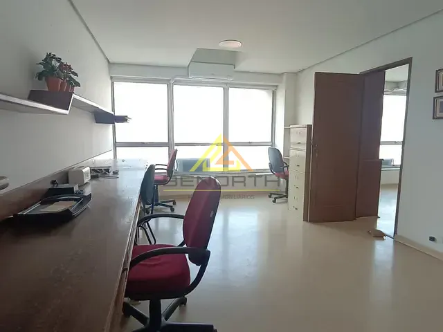 Conjunto comercial com 84m², à venda, no bairro Sé em São Paulo