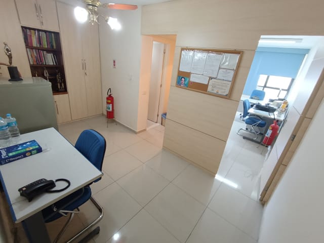 Sala à venda, no bairro Catete em Rio de Janeiro
