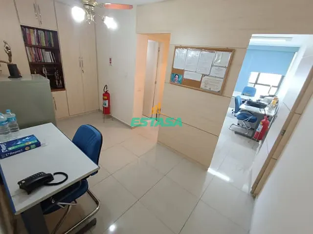 Sala à venda, no bairro Catete em Rio de Janeiro