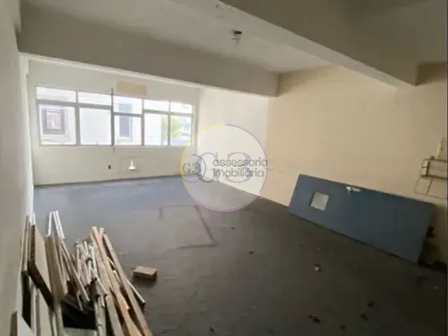 Sala para alugar, no bairro Centro em Pelotas