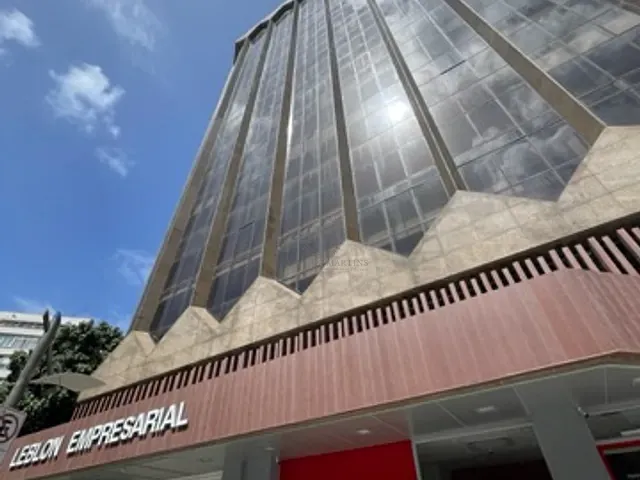Sala com 60m², para alugar, no bairro Leblon em Rio de Janeiro