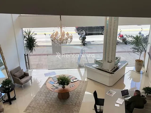 Sala à venda, no bairro Centro em Balneário Camboriú