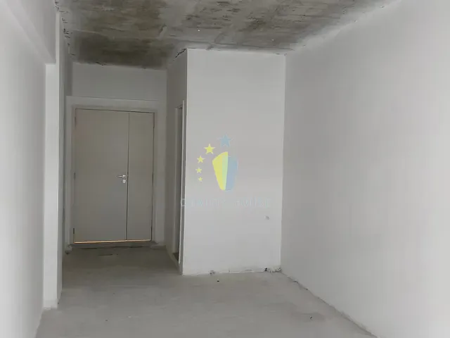 Sala com 28m², à venda ou para alugar, no bairro Freguesia (Jacarepaguá) em Rio de Janeiro