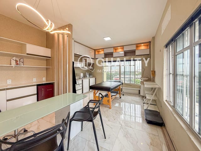 Sala à venda, no bairro Parquelândia em Fortaleza