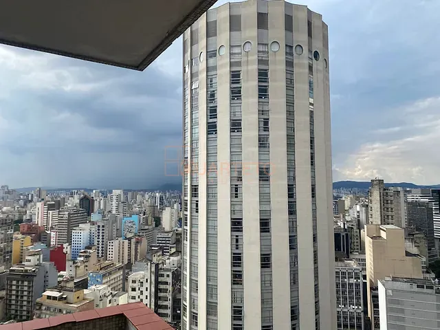 Sala para alugar, no bairro República em São Paulo