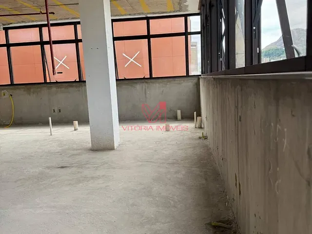 Sala com 151m², para alugar, no bairro Gurigica em Vitória