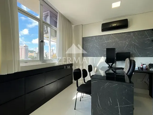Sala com 75m², à venda, no bairro Centro (Blumenau) em Blumenau