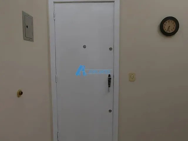 Sala com 35m², para alugar, no bairro Méier em Rio de Janeiro