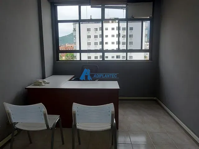 Sala com 35m², para alugar, no bairro Méier em Rio de Janeiro