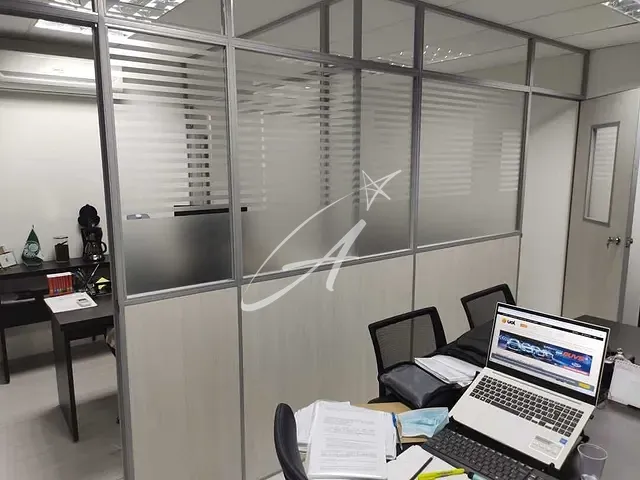 Sala com 35m², à venda, no bairro Vila Regente Feijó em São Paulo