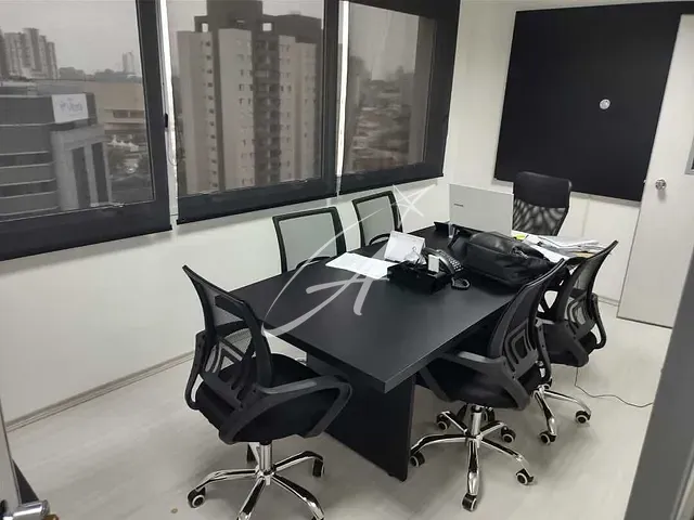 Sala com 35m², à venda, no bairro Vila Regente Feijó em São Paulo
