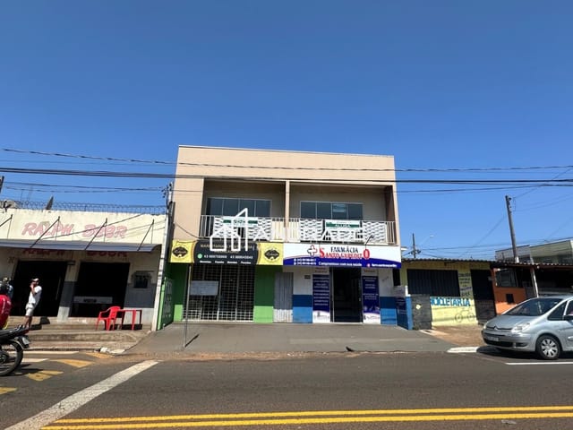 Sala com 200m², à venda, no bairro Jardim Colonial II em Apucarana