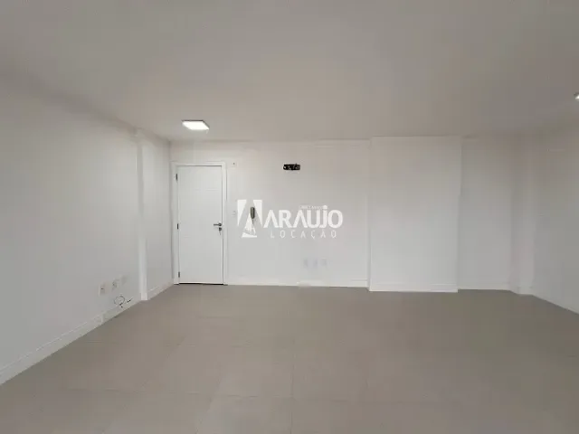 Sala para alugar, no bairro Centro em Itajaí