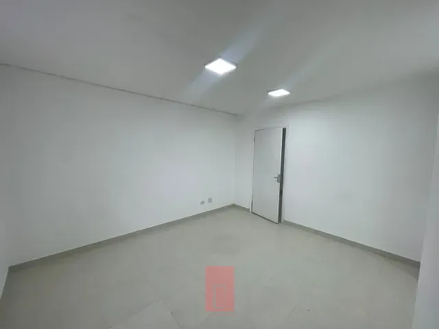 Sala com 38m², para alugar, no bairro Santana em São Paulo