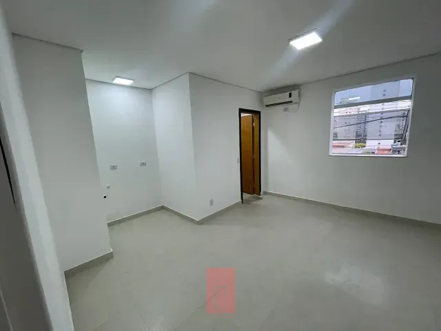 Sala com 38m², para alugar, no bairro Santana em São Paulo