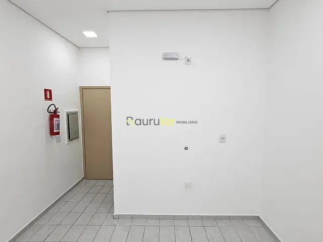 Sala para alugar, no bairro Jardim Infante Dom Henrique em Bauru