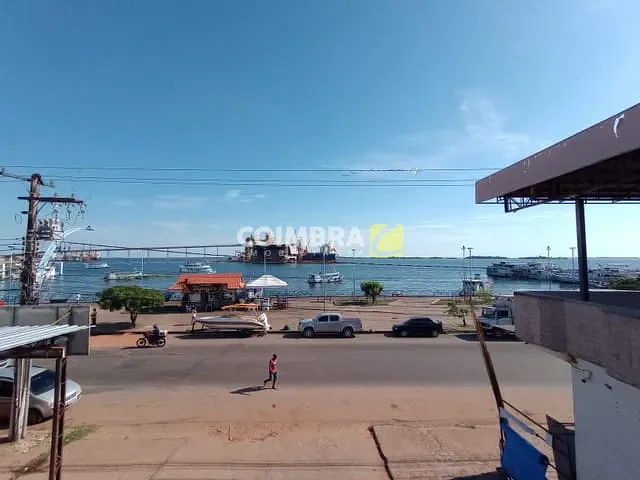 Sala com 155m², para alugar, no bairro Aldeia em Santarém