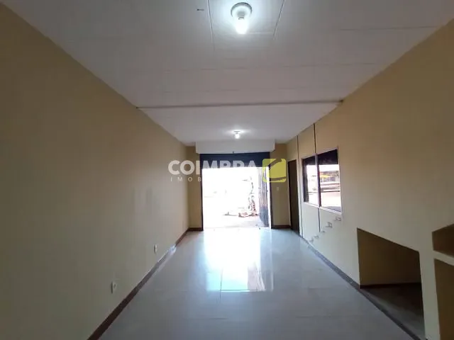 Sala com 155m², para alugar, no bairro Aldeia em Santarém