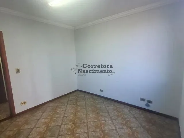 Sala com 25m², para alugar, no bairro Centro em Jacareí