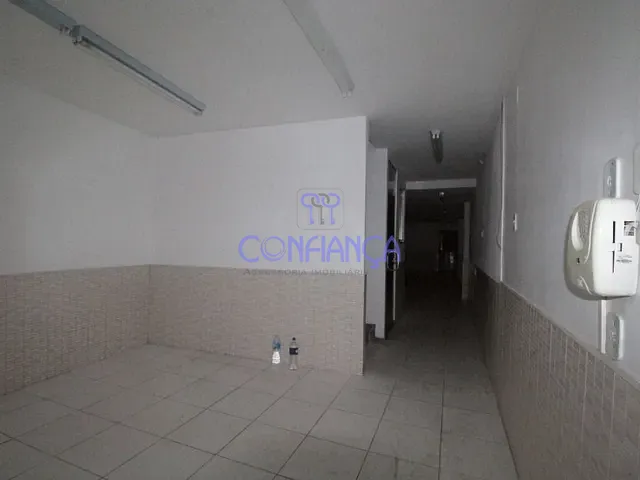 Sala com 250m², para alugar, no bairro Campo Grande em Rio de Janeiro