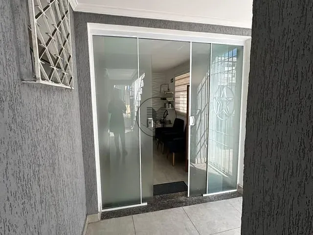 Sala com 40m², para alugar, no bairro Centro em Taubaté