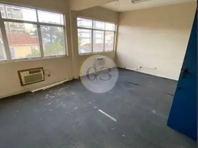 Sala para alugar, no bairro Centro em Pelotas