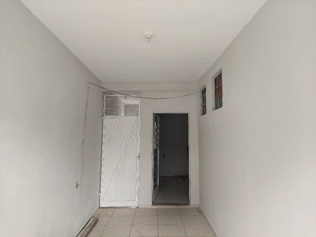 Sala com 100m², para alugar, no bairro Vila Guaruja em Birigui