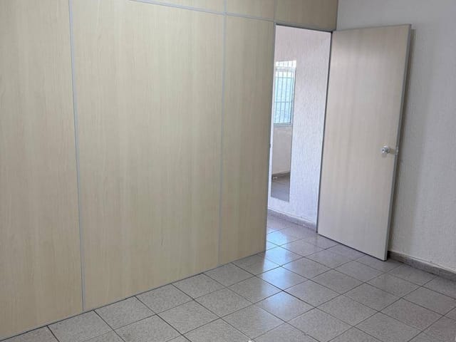 Sala para alugar, no bairro Vila Galvão em Guarulhos