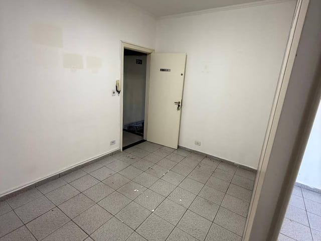 Sala para alugar, no bairro Vila Galvão em Guarulhos