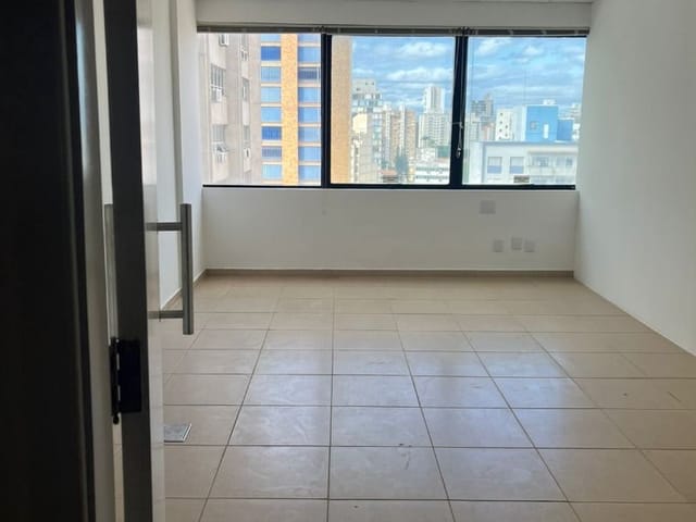 Foto do Sala - Sala, 380 m² - venda por R$ 1.100.000 ou aluguel por R$ 6.000/mês - Centro - Campinas/SP | Hermes Imóveis