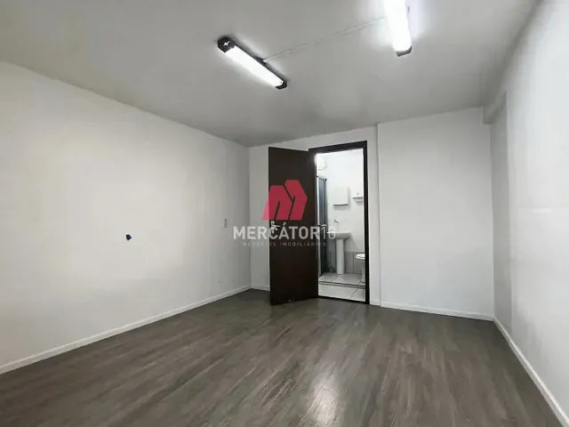 Sala para alugar, no bairro Velha em Blumenau