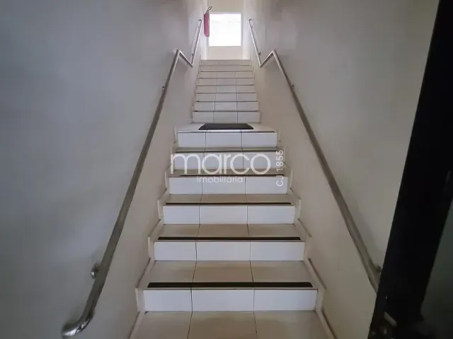 Sala para alugar, no bairro Jardim Goiás em Goiânia