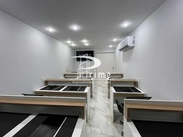 Sala com 76m², à venda, no bairro Icaraí em Niterói