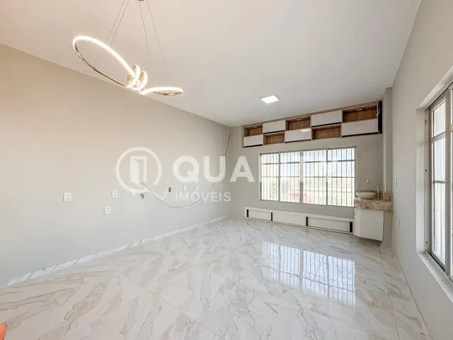 Sala para alugar, no bairro Parquelândia em Fortaleza