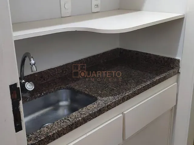 Sala à venda ou para alugar, no bairro Vila Leopoldina em São Paulo