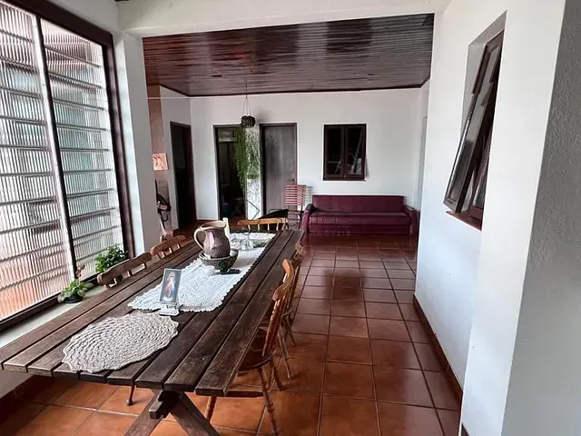 Sala com 450m², para alugar, no bairro Centro em Ijuí