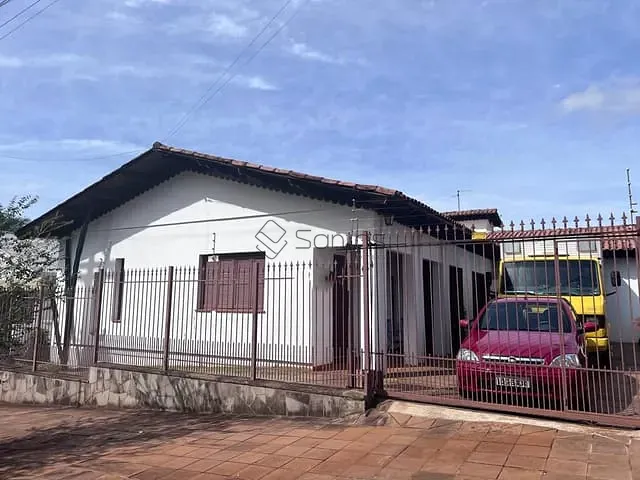 Sala com 450m², para alugar, no bairro Centro em Ijuí